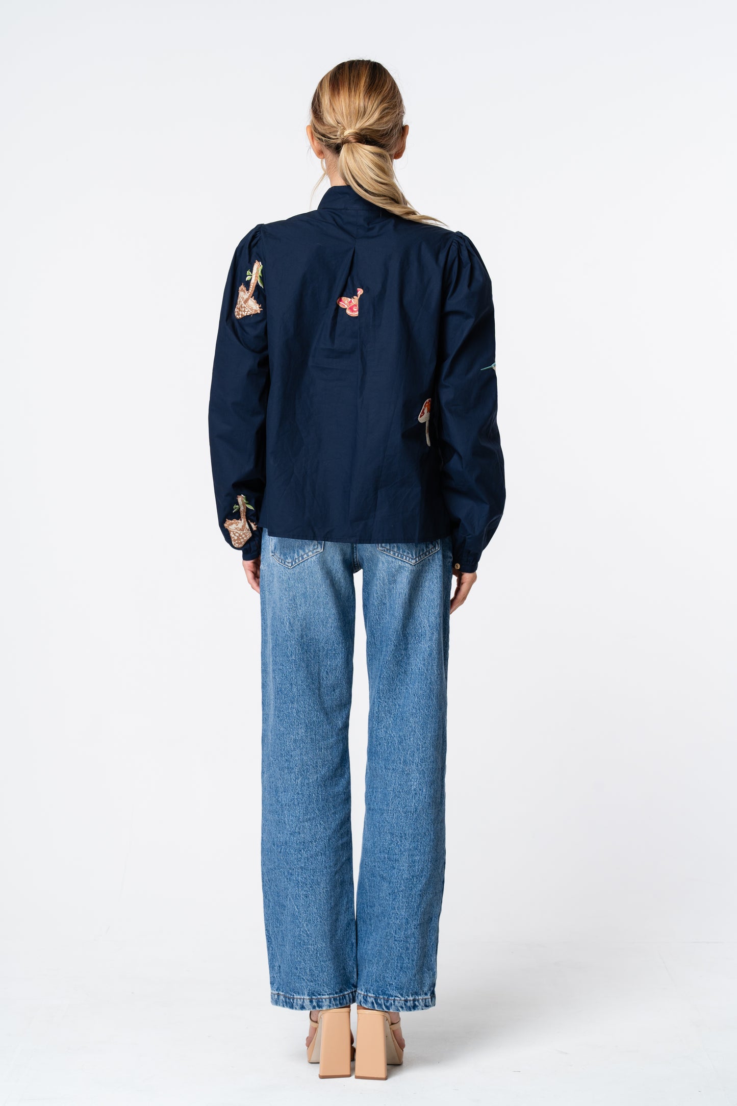 Emmy Embroidered Parkscape Top Navy