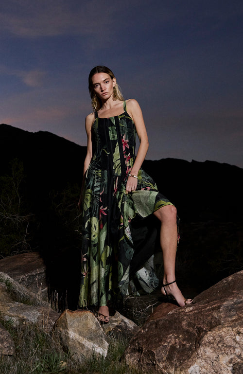 Load image 1 in gallery view. Dorothy Tropical Print Linen Blend Maxi Dress