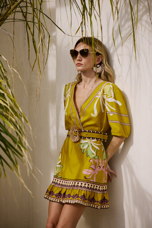 Cargar la imagen 1 en la vista de la galería. Ivy Floral Print Belted Mini Dress