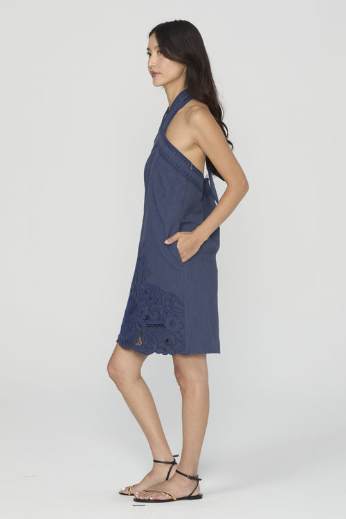 Cargar la imagen 1 en la vista de la galería. Danica Cutwork Embroidery Halter Mini Dress
