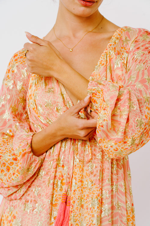 Cargar la imagen 1 en la vista de la galería. Crissta Metallic Star Long Sleeve Maxi Dress