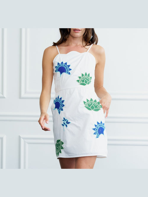 Cargar la imagen 1 en la vista de la galería. Zayla Embroidered Cotton Mini Dress