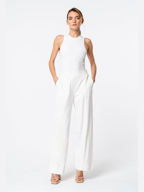 Cargar la imagen 1 en la vista de la galería. Marren Embroidered Feather Pant