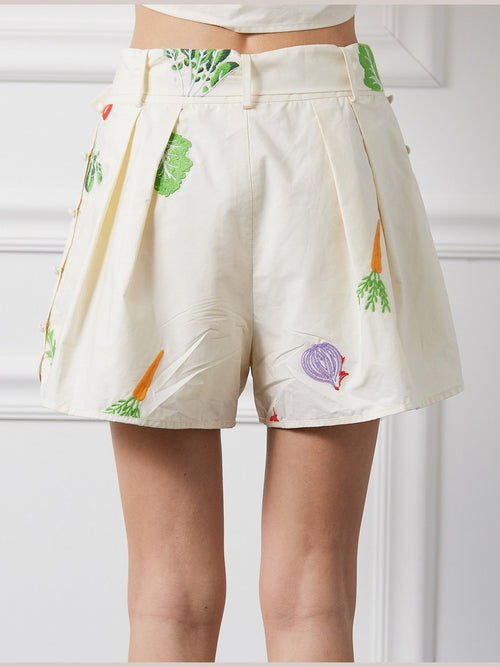 Cargar la imagen 1 en la vista de la galería. Berta Embroidered Veggie Belted Shorts
