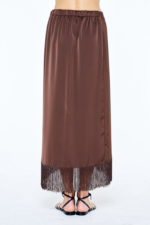 Cargar la imagen 1 en la vista de la galería. Sana Fringe Trim Satin Midi Skirt