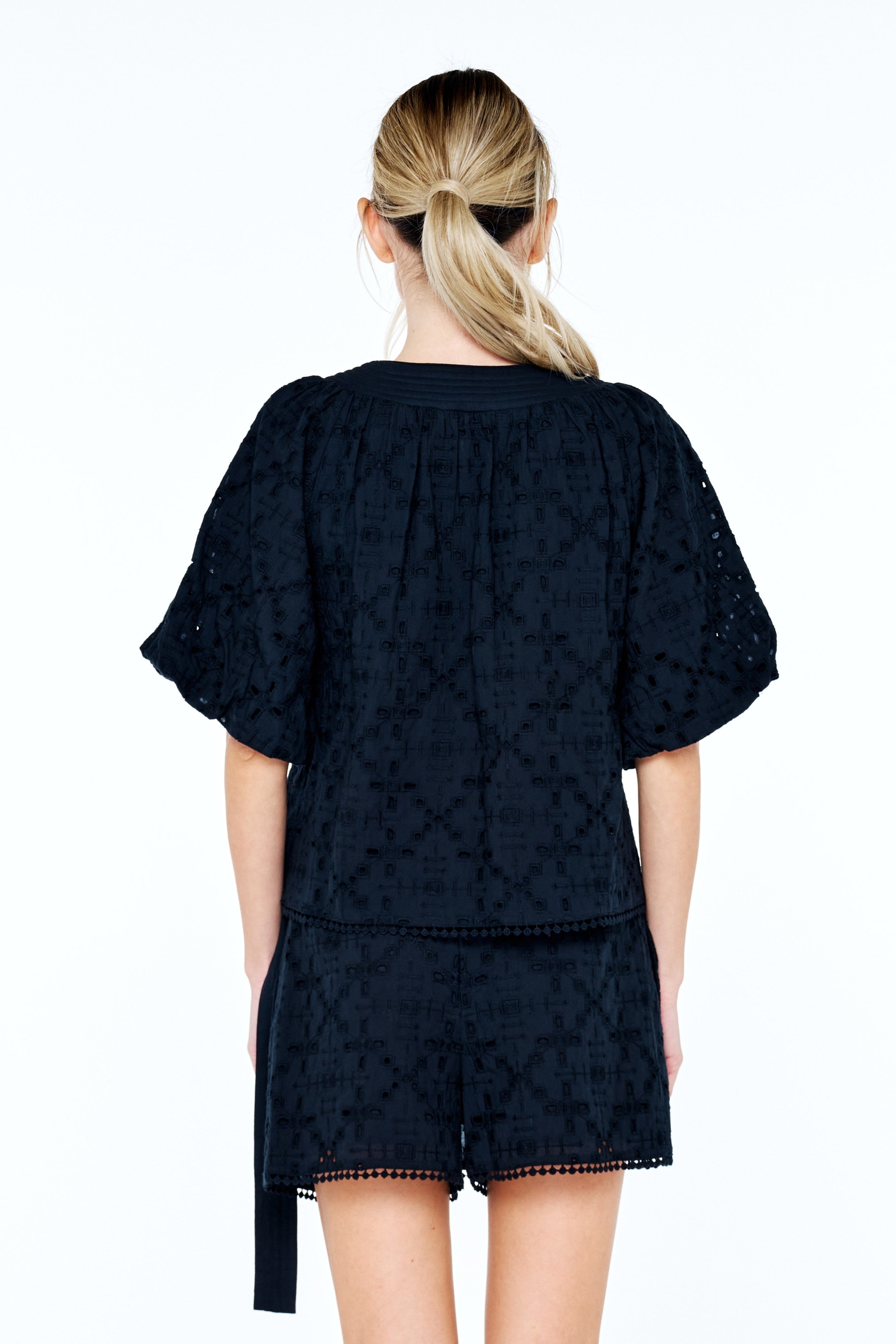 Delphi Embroidered Eyelet Puff Sleeve Top