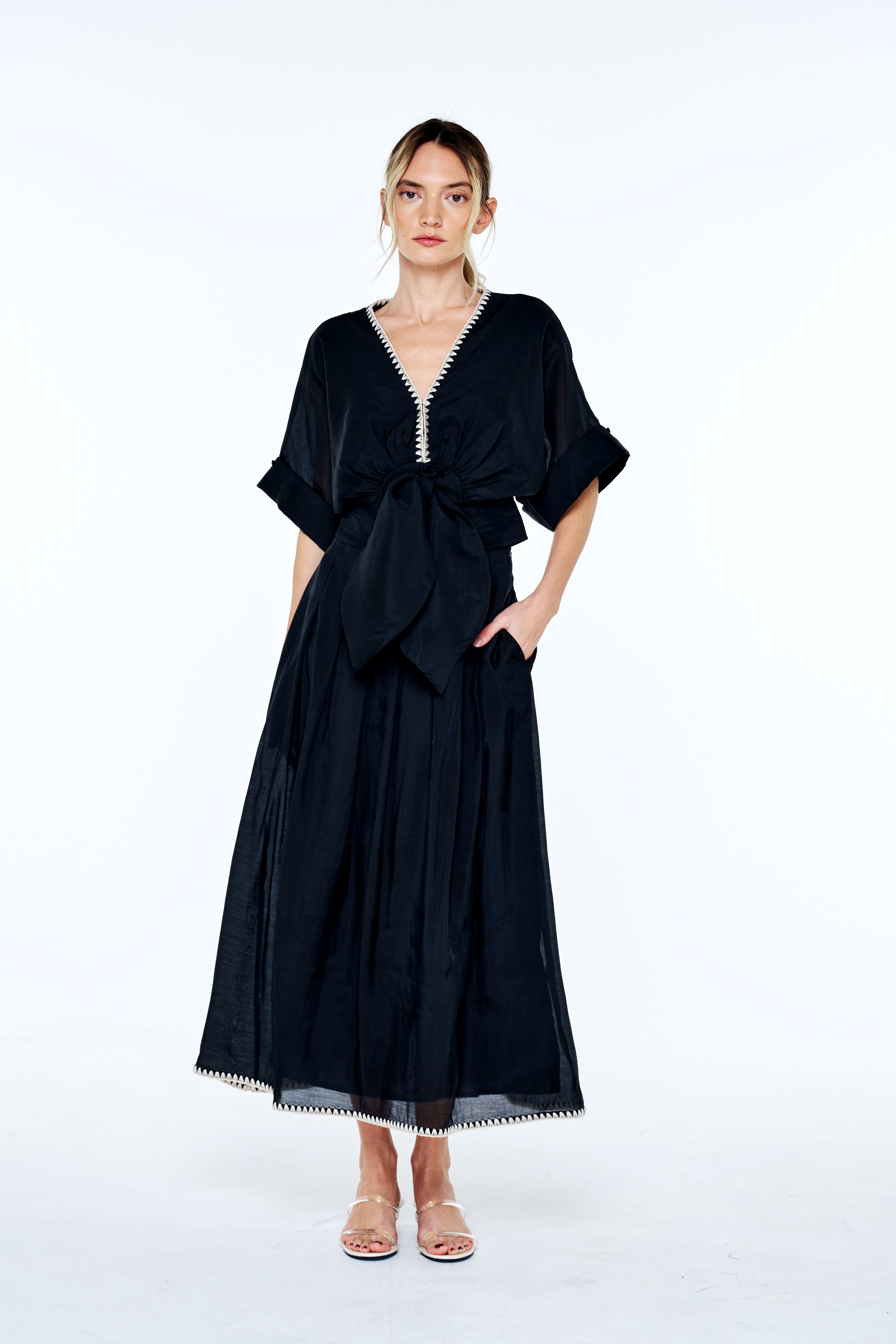 Clarisa Cropped Tie Front Top