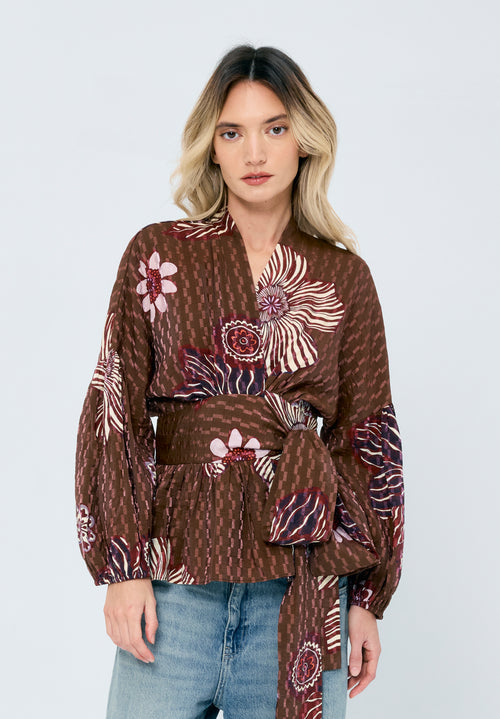 Cargar la imagen 1 en la vista de la galería. Opal Textured Floral Long Sleeve Wrap Top