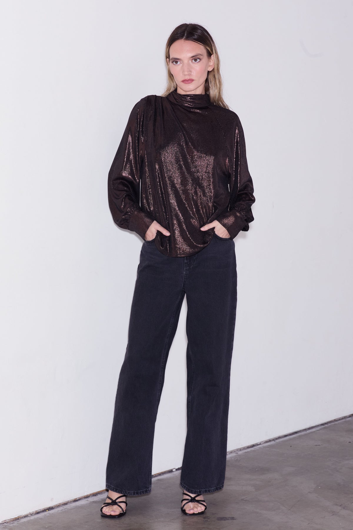 Jaci	Metallic Long	Sleeve Top
