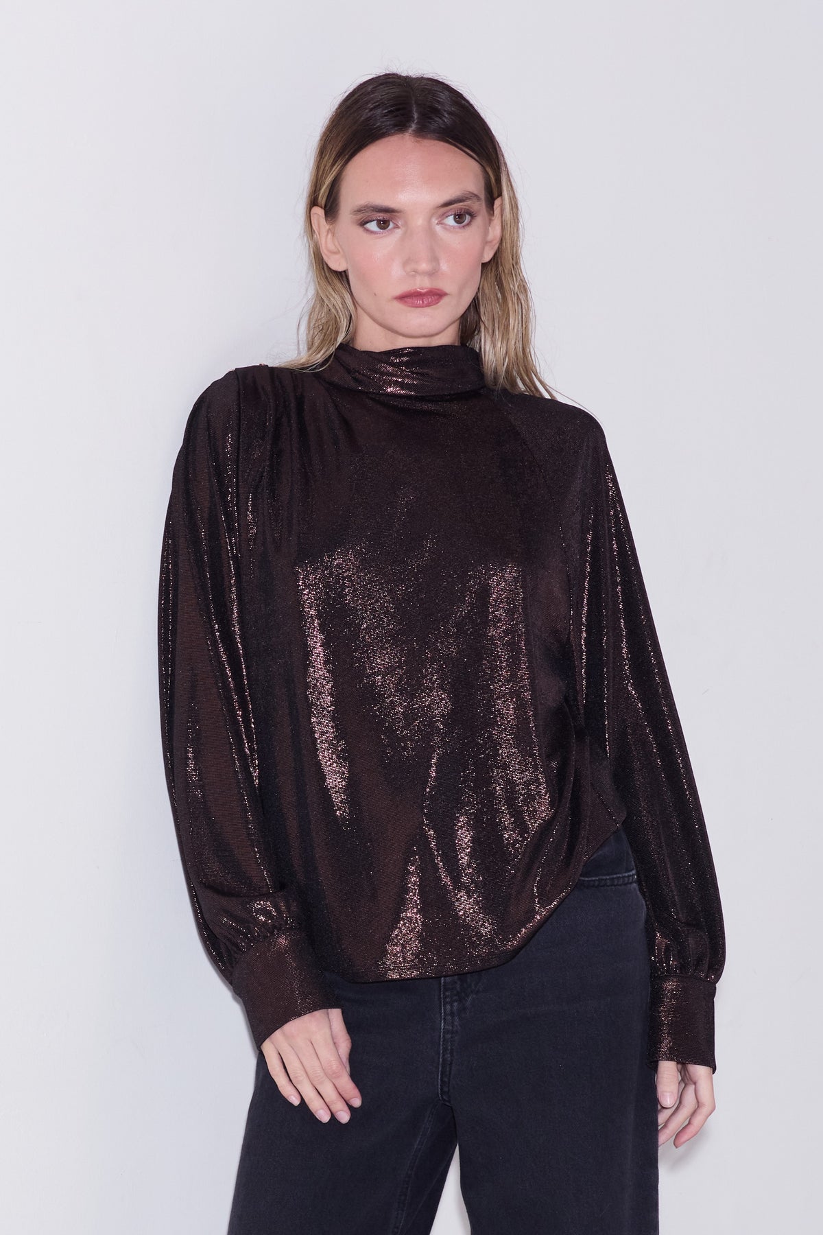 Jaci	Metallic Long	Sleeve Top