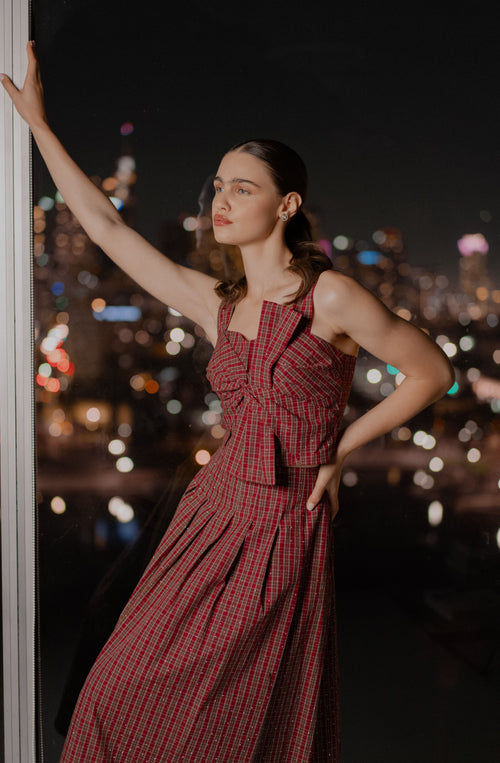 Cargar la imagen 1 en la vista de la galería. Ganna Embellished Plaid Bow Front Top