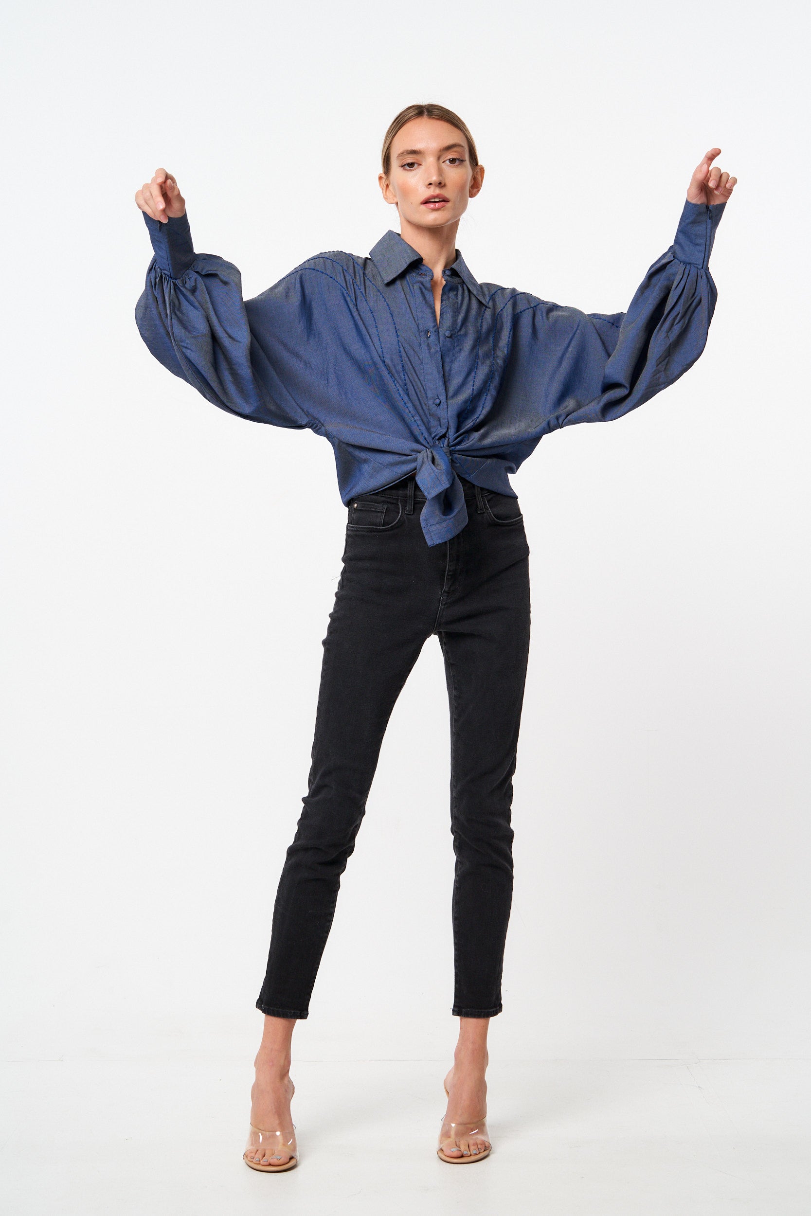 Mesa Embroidered Denim Button-Up Top – CIEBON
