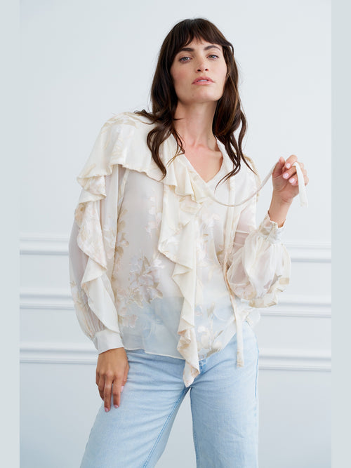 Cargar la imagen 1 en la vista de la galería. Rosa Burnout Long Sleeve Ruffle Top