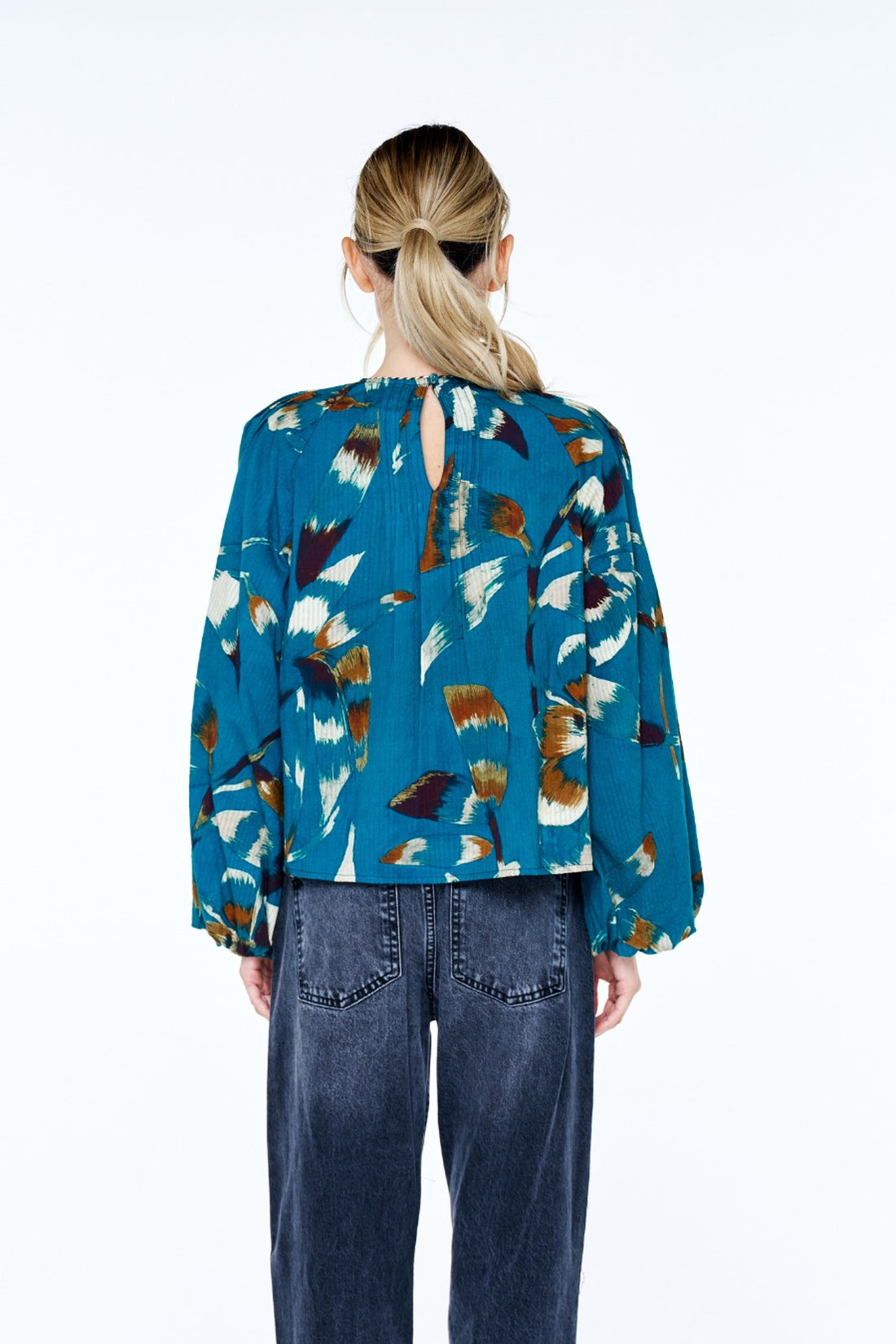 Faye Seersucker Pintuck Long Sleeve Top